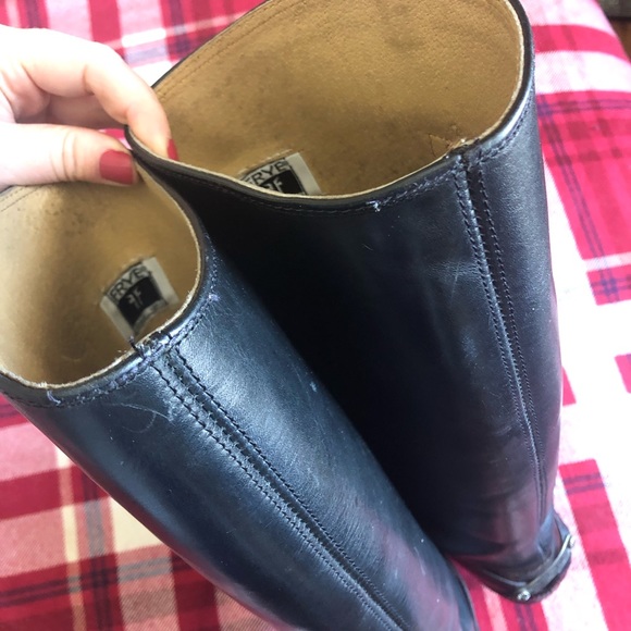 Frye tall black boots 5.5B / 5.5 - Picture 5 of 14